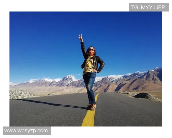 深度对话：周娜在CSGO世界中的成长与挑战之路